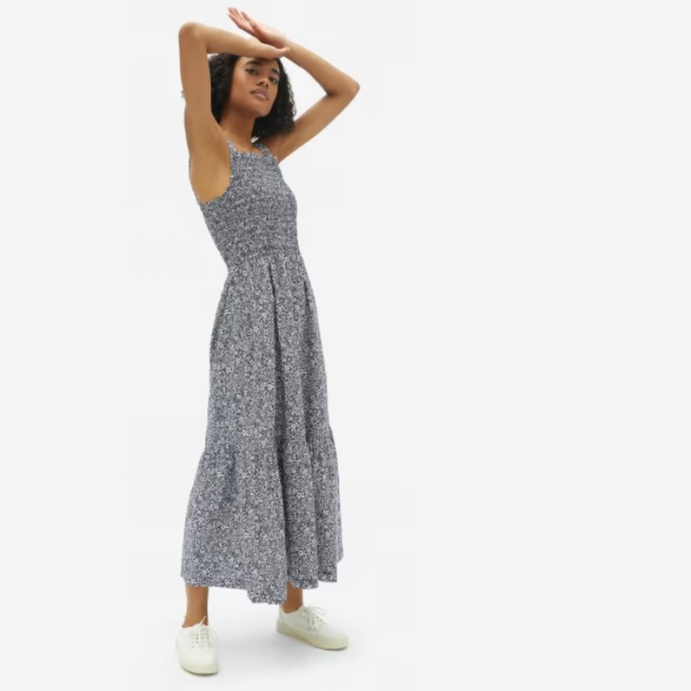 PERFECT Summer Dress: Everlane Smock Dress in Navy Floral, Size 12
